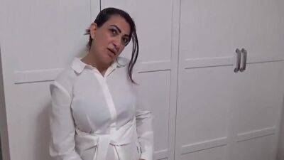 Turkish Bitch Striptease - hclips.com - Turkey