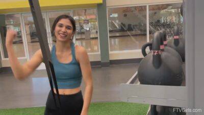 Very Fit With Reina Rae - upornia.com