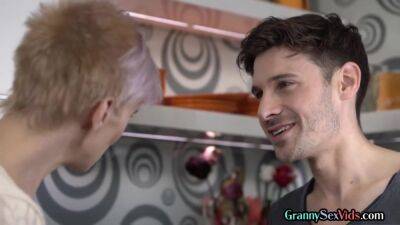 Skinny Deepthroat Mature Gets Facial Ending After Pussybang - upornia.com