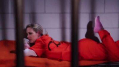 In Prison - upornia.com