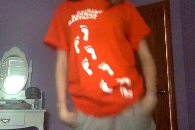 Gissele Showing Off - hclips.com