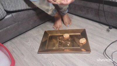 Feet Food Crush - Getting My Feet Messy With Food - hclips.com