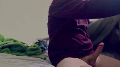 Giving Step Bro Head While Parents Are In Other Room - hclips.com