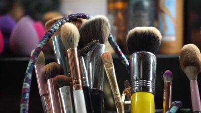 Complete Scene Of The Little Red Riding Hood - upornia.com