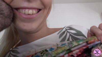 Karol Lilien - Yellow Brick Road With Karol Lilien - upornia.com