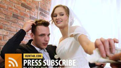 HUNT4K. Excited girl in wedding dress fools around - drtuber.com - Czech Republic