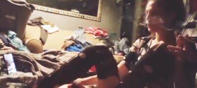 Insane Smoking - hclips.com