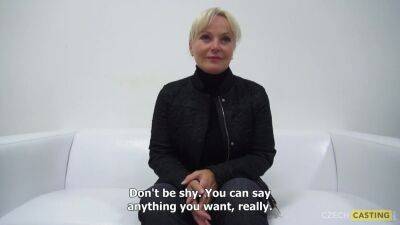 Blonde Mature - upornia.com