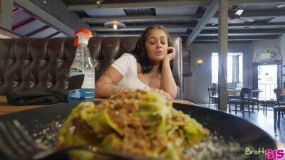 Ryan Reid - Ryan Reid In What If I Suck Your Dick - upornia.com