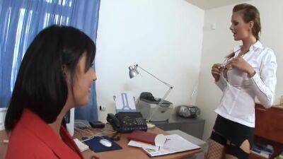 Sexy Girls Threesome - Part 1 - hclips.com