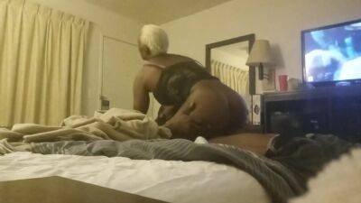 Cougar Eating My Bbc Up Just To Get The Dick Put In Her Begging - hclips.com