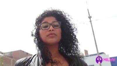 Brunette Caught In Peru For Money - upornia.com - Peru