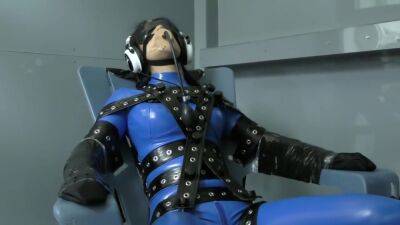 Isolation Cell - upornia.com