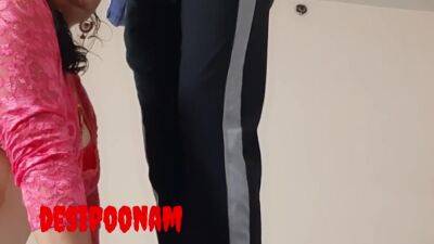 Desi Poonam Hard Fucked By Fan Repair Main - upornia.com - India