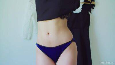 Elvera - Rhythm Of Monday - upornia.com