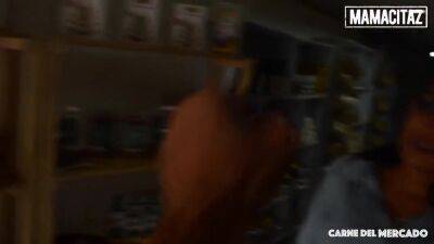 Thick And Curvy Latina Agrees To Fuck Stranger - upornia.com