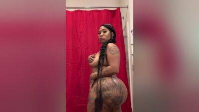 Thick Ig Girl Realms.sabrina Massive Ass Oiled Up - hclips.com