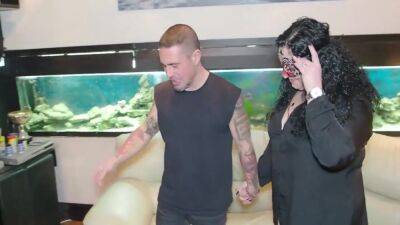 Lamante In Calore - upornia.com - Italy