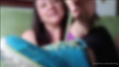 Sexy Leggy Brunette Enjoys Foo - hclips.com