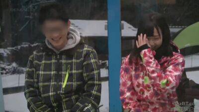 220706旅行中の友達同士でヤらせた021 - hclips.com