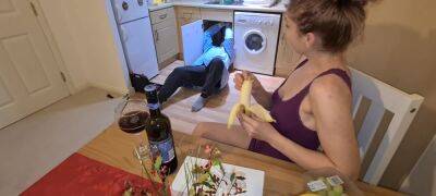 The Luckiest Amateur Plumber Filmed With A Camera - hclips.com