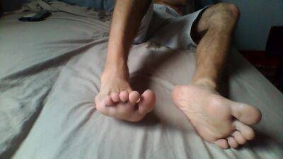M Feet 2 - hclips.com