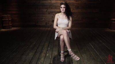 Nikki Knightly In Gone Goth Is Bound And Tormented - upornia.com