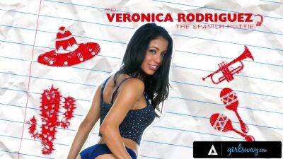 Kristen Scott - Kimmy Granger - Kristen Scott And Kimmy Granger In A Squirty Wet Birthday Surprise - upornia.com