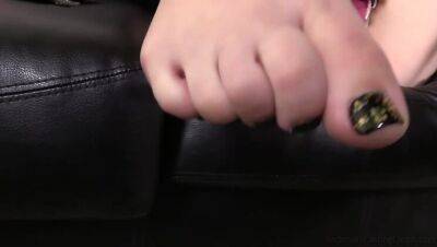 Everly - porntry.com