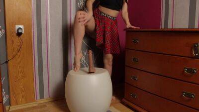 Lustful Student Masturbates And Tries A Big Dildo In Her Pussy. Annahomemix - upornia.com