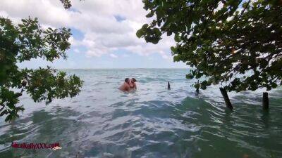 Amazing Sex In The Blue Lagoon - upornia.com