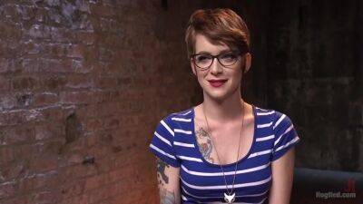 Hot Alt Girl In Brutal Bondage And Suffering - upornia.com