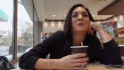 Lullu Gun - Horny Teen - upornia.com