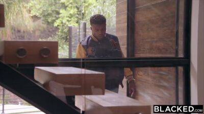 Naughty Jazmin Has Pre-party Fun With Hottie Troy On Pornhd - upornia.com