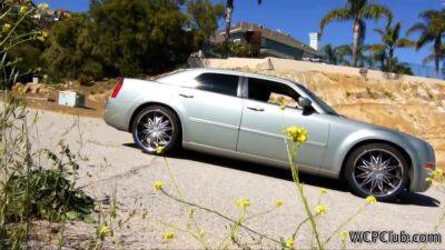 Hitching A Ride To Vegas - hclips.com