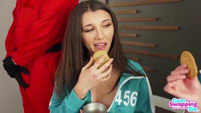 Stepsis Squid Game - hclips.com