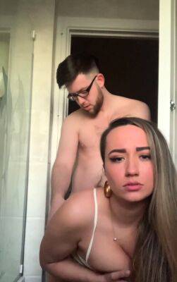 Brunette Amateur Fucked Doggystyle On Hidden Camera - drtuber.com