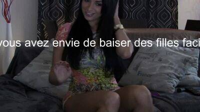 Anissa Kate - La sexy Anissa Kate se deshabille pour se masturber - drtuber.com - France