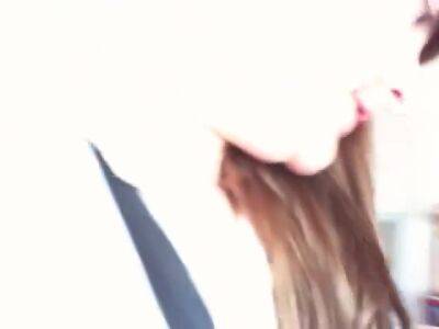 Tua Sorella Ti Insulta Sei Solo Un Segaiolo! - Dialoghi In Italiano - hclips.com