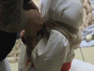 Japanese Rope Art - upornia.com - Japan