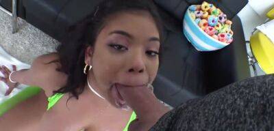 Deepthroating Swallowed: Sloppy Toppy Sweetheart Nia On PonrHD - theyarehuge.com