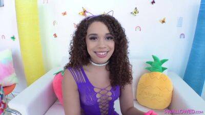 Willow Ryder - Wet & Sloppy With Willow - Willow Ryder - upornia.com