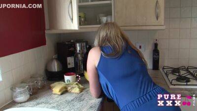 The Club - upornia.com