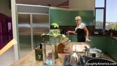 Brittany Michael - upornia.com