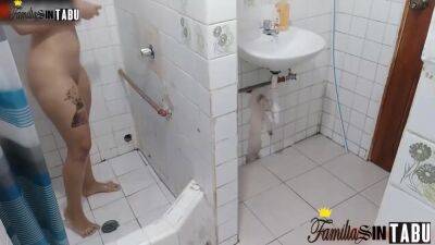 Sexo Duro - Morena Mamada Polla Y Perrito En El Bano Con Hermanastra - hclips.com