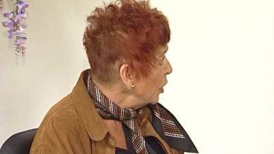 Rothaarige Oma Fickt Mit Ihrem Nachbarn - upornia.com