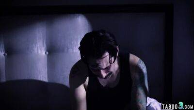 Savannah Sixx - Insomniac stepdad becomes deranged and lusts for teen Savannah Sixx - veryfreeporn.com