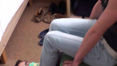 Smell My Stinky Feet - upornia.com