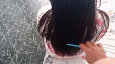 Linda - Le Peino El Cabello A Mi Linda Hermanastra De Ver Su Lindo Cono Apretado Y Follarmela Bien Duro - hclips.com