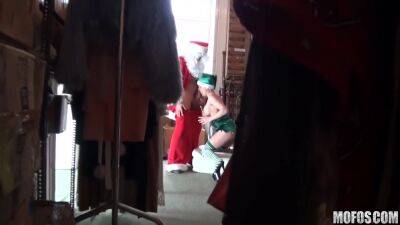 Santas Back Store - hclips.com